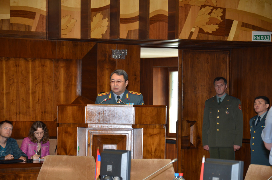 О вступлении в должность начальника Объединенного штаба ОДКБ генерал-полковника С.А.Жасузакова