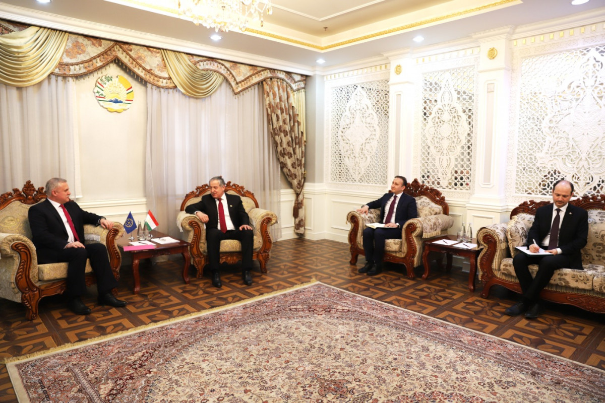 В Душанбе состоялась встреча Генерального секретаря ОДКБ с Министром иностранных дел Таджикистана Сироджиддином Мухриддином