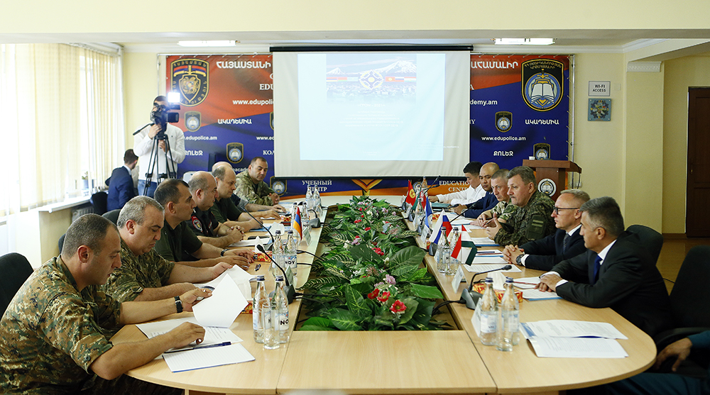 В Ереване прошли штабные переговоры по подготовке учения ОДКБ с силами спецназначения «Гром-2021»