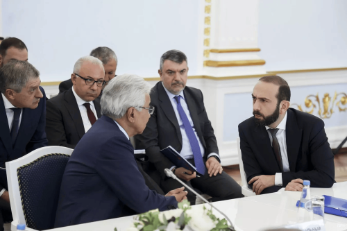 Глава МИД Армении Арарат Мирзоян заявил, что у него сложились прекрасные отношения с Генеральным секретарем ОДКБ Имангали Тасмагамбетовым