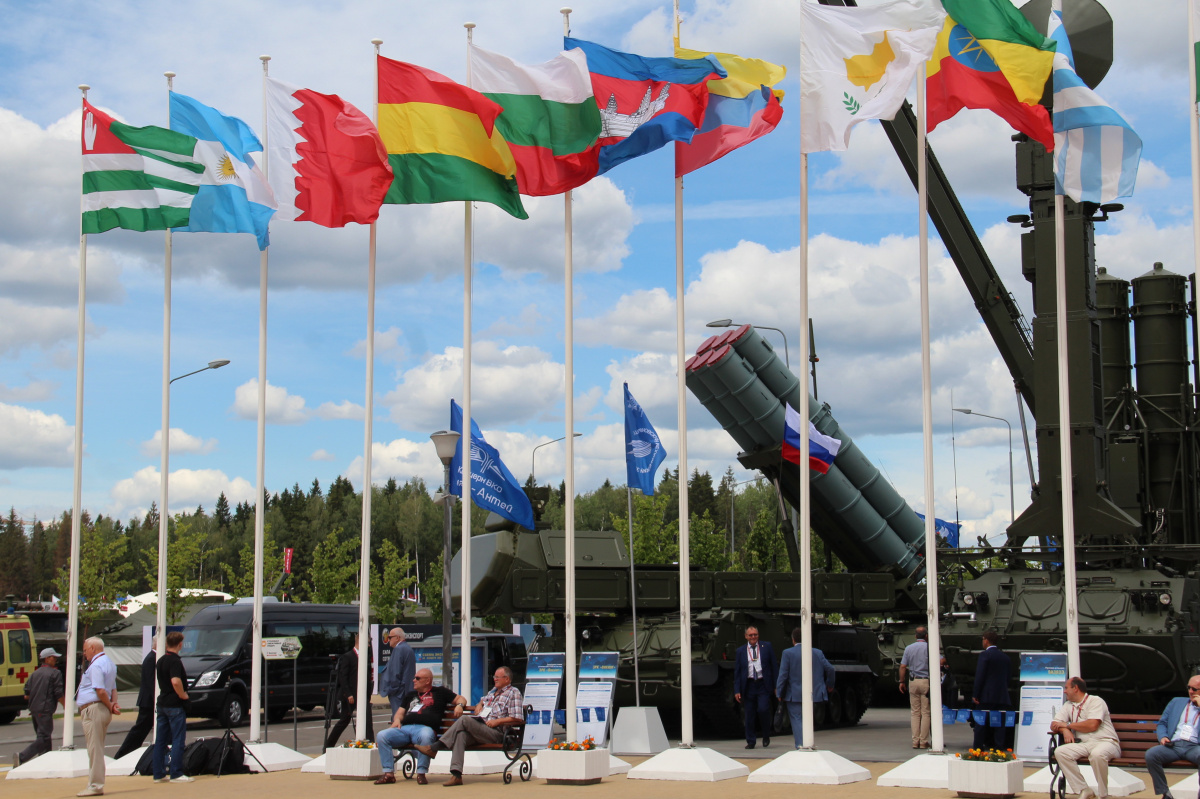 Делегация Секретариата ОДКБ посетила юбилейный Международный военно-технический форум «Армия-2019» в парке Патриот в Подмосковье 