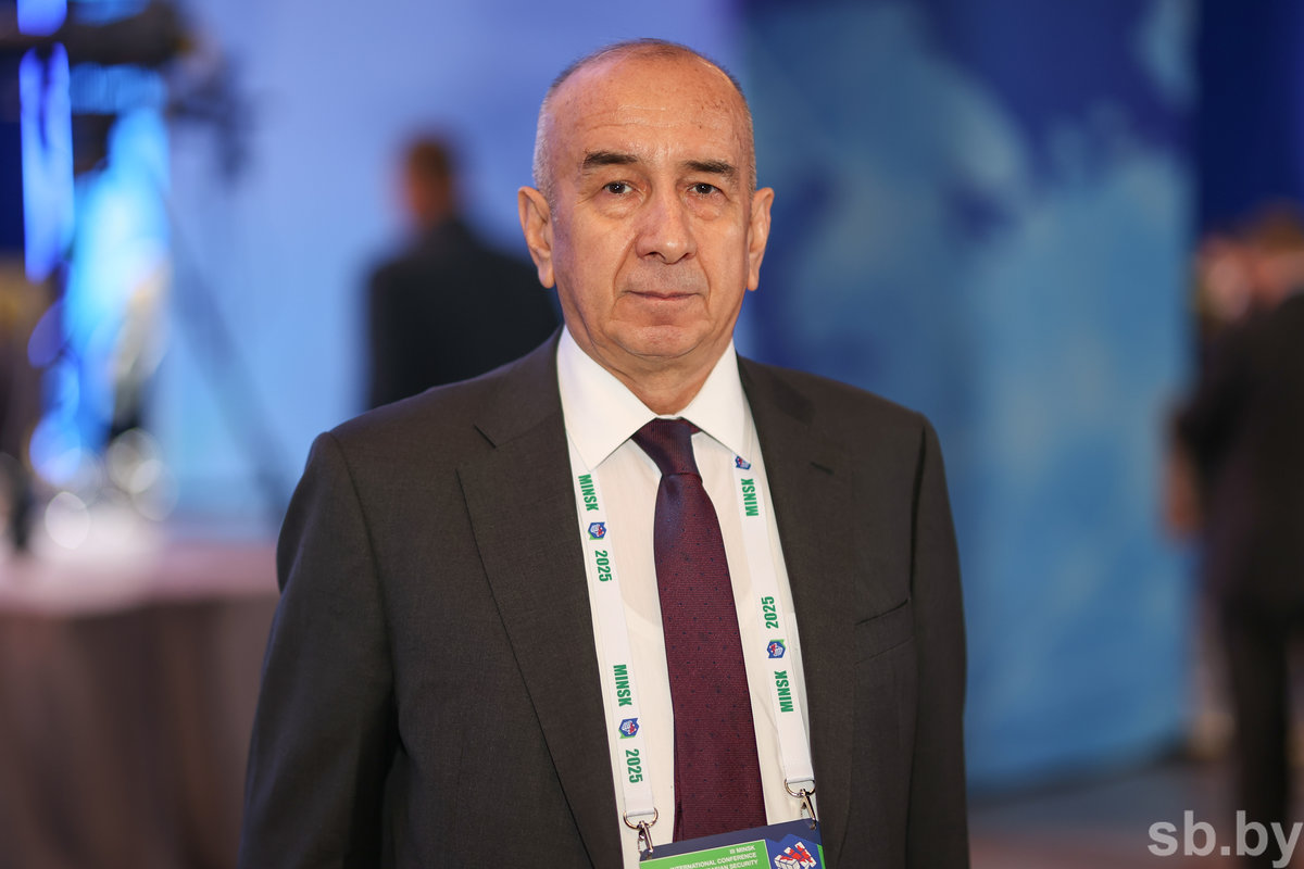 Выступление главного специалиста Центра стратегических исследований при Президенте Республики Таджикистан Файзулло Баротзода на тему: «Вызовы новых реалий для безопасности Центральной Азии»  Выступление главного специалиста Центра стратегических исследований при Президенте Республики Таджикистан Файзулло Баротзода на тему: «Вызовы новых реалий для безопасности Центральной Азии»