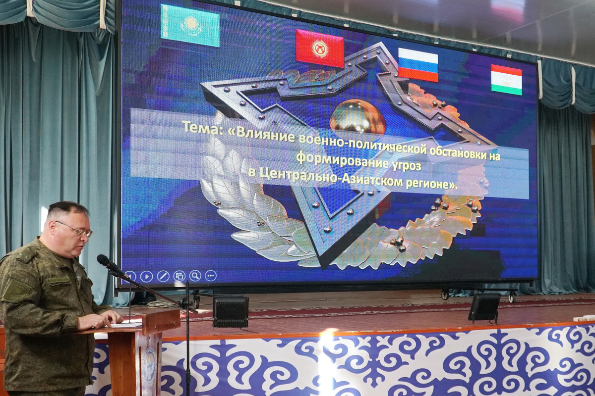 Проведен оперативный сбор с Командованием Коллективных сил быстрого развёртывания Центральноазиатского региона 