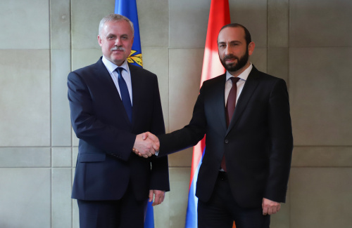 Генеральный секретарь ОДКБ обсудил с Министром иностранных дел Армении реализацию приоритетов страны на период председательства в Организации и перспективы совершенствования механизмов кризисного реагирования