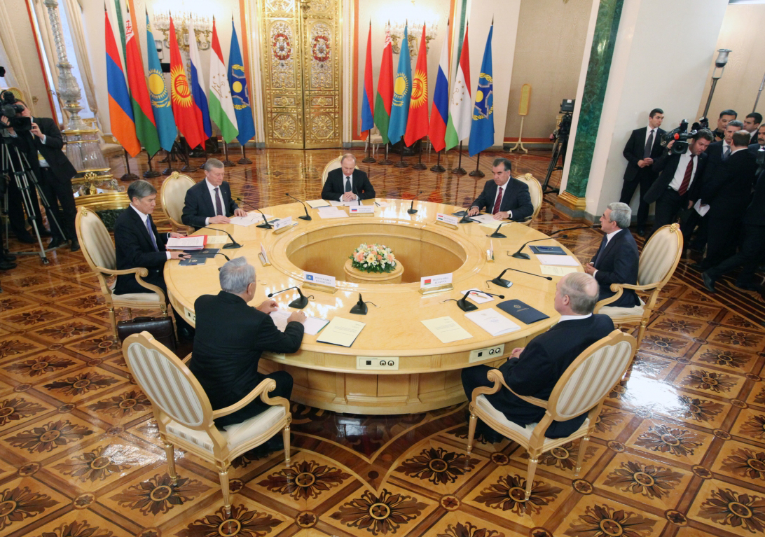 Главы государств-членов ОДКБ на сессии Совета коллективной безопасности приняли решения о развитии военной составляющей до 2020 года, о системе коллективного реагирования на чрезвычайные ситуации, а также приостановили членство Узбекистана в Организации