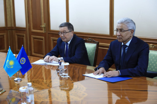 Генеральный секретарь ОДКБ встретился с Министром обороны и Секретарем Совета безопасности Казахстана