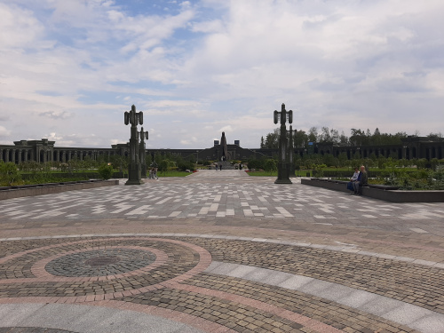 Делегация Секретариата ОДКБ посетила Парк «Патриот» Делегация Секретариата ОДКБ посетила Парк «Патриот»