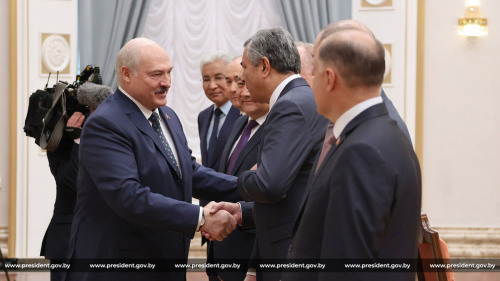 Президент Беларуси Александр Лукашено встретился с секретарями советов безопасности государств - членов ОДКБ 