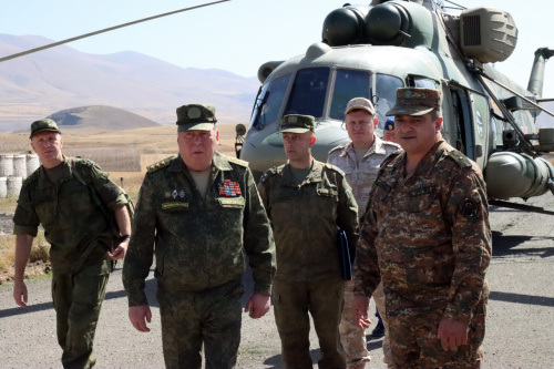 Передовая группа Миссии ОДКБ посетила несколько участков на границе Армении и Азербайджана