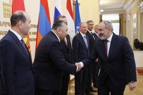 В Ереване прошла встреча Премьер-министра Армении, Председателем Совета коллективной безопасности ОДКБ Никола Пашиняна с участниками заседания Комитета секретарей советов безопасности 
