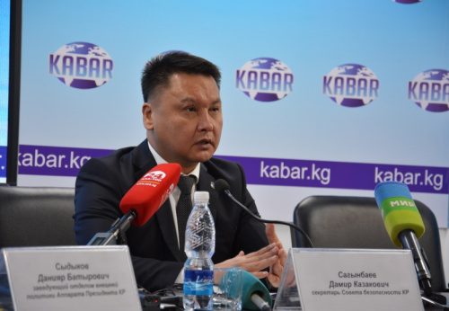 Секретарь Совета безопасности Кыргызской Респубики Дамир Сагынбаев: Проведением саммита ОДКБ Кыргызстан заканчивает период своего председательства в Организации